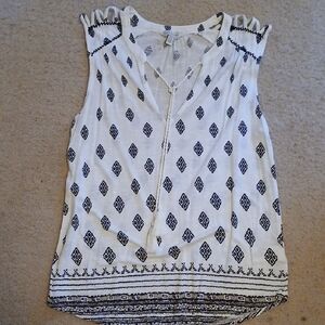 Lucky Brand Sleeveless Blouse - Black and White